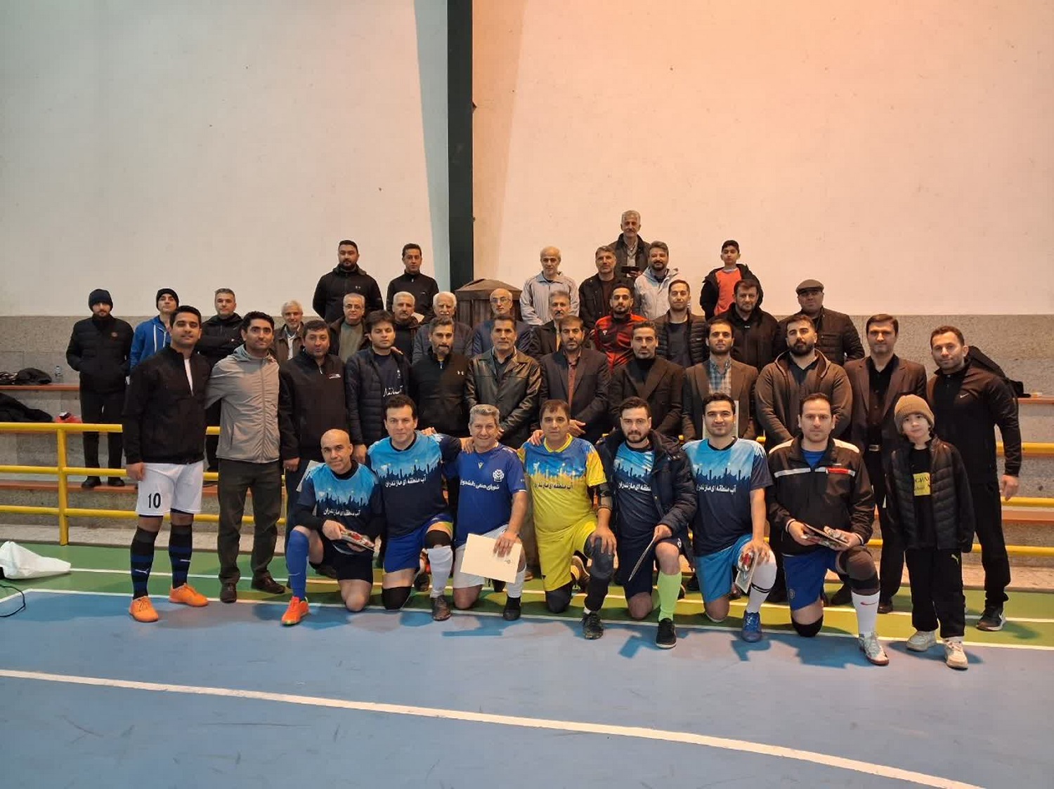 نخستین دوره مسابقات فوتسال  «دهه بصیرت» کارکنان شرکت آب منطقه‌ای مازندران برگزار شد